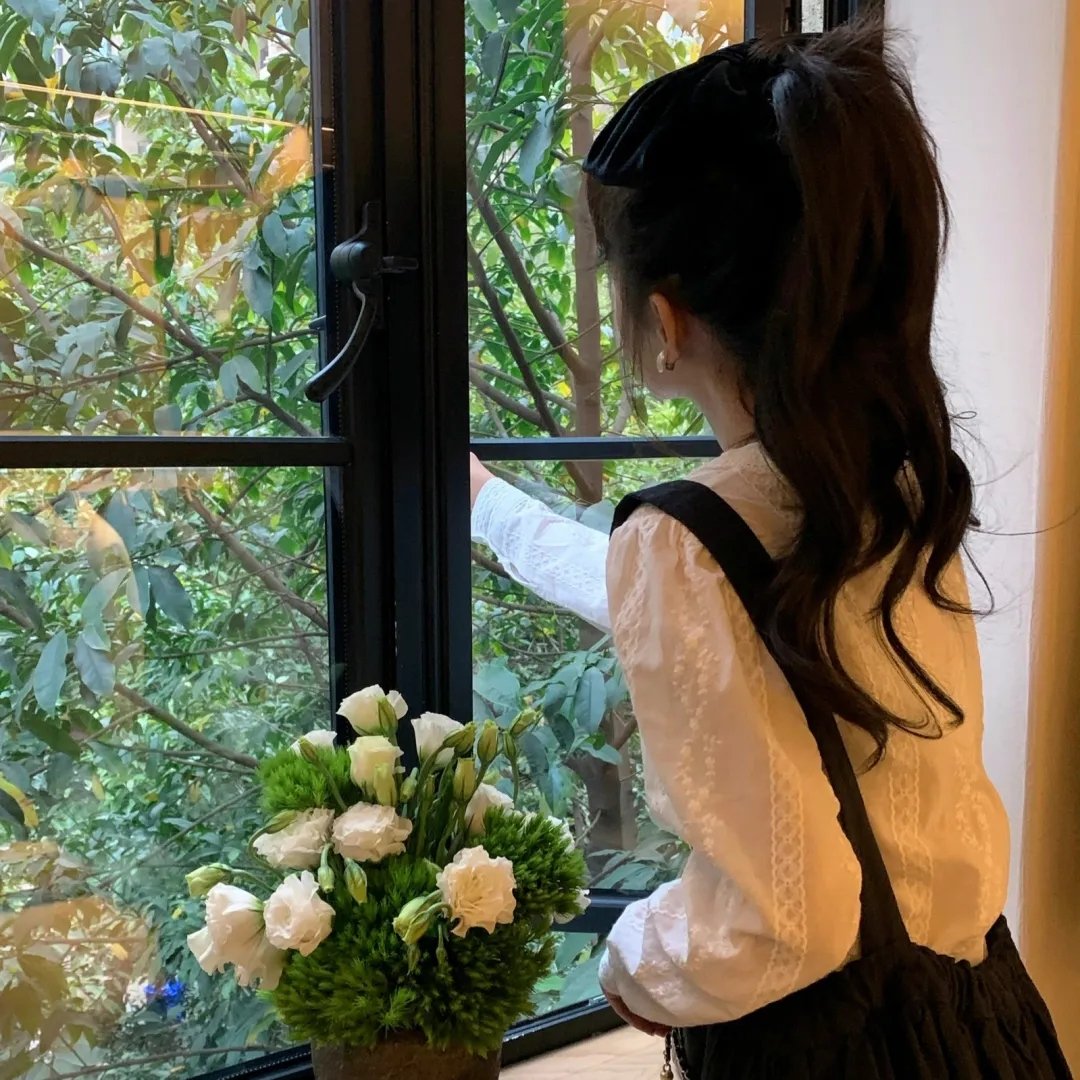 蕾哈娜内衣秀2